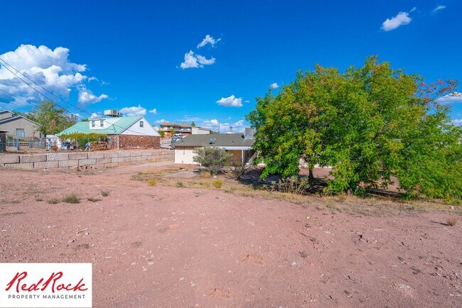 Building Photo - Bright & Spacious 3-Bed, 2-Bath Home in Wa...