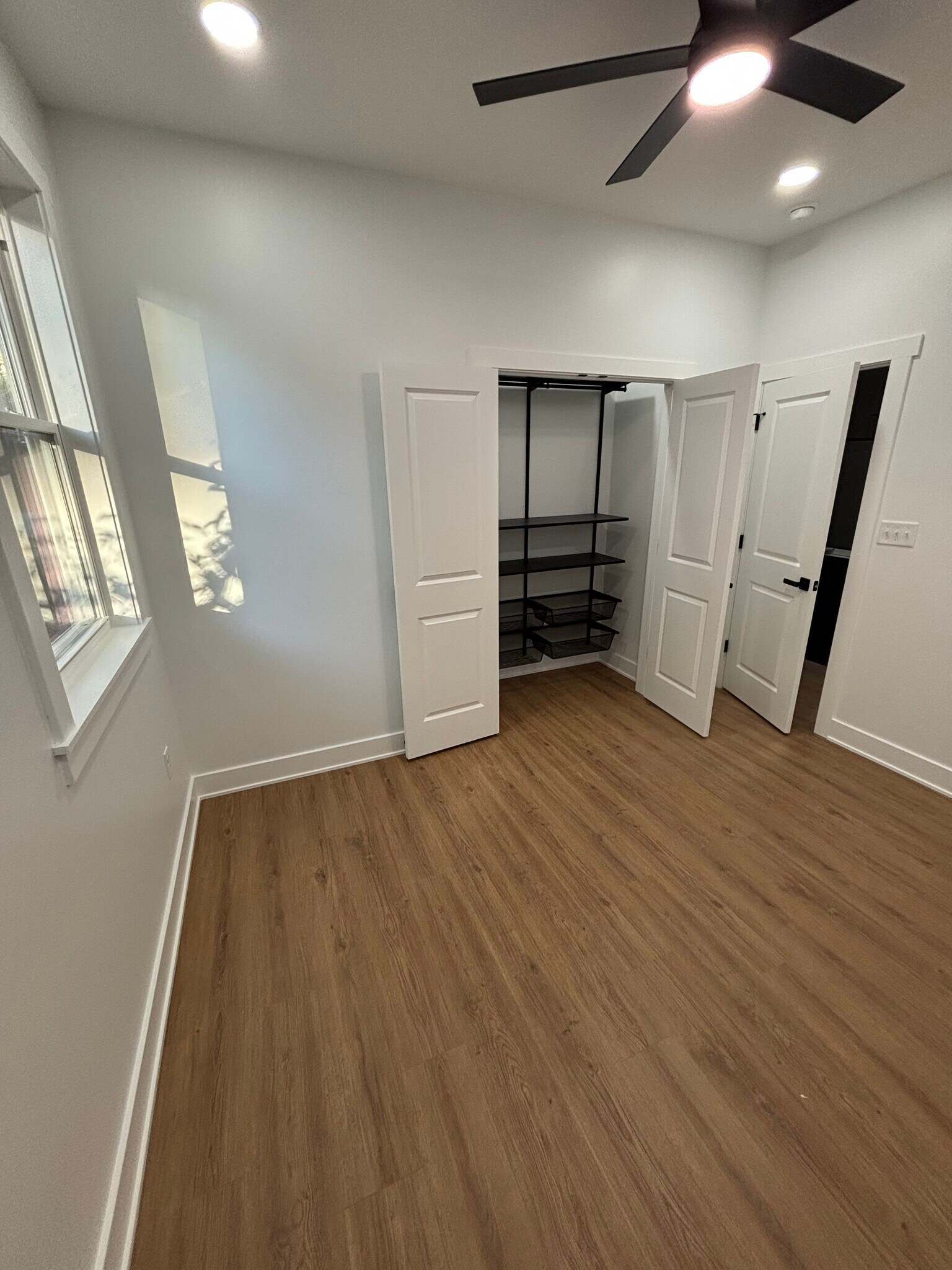 Building Photo - 2821 S Delaware St