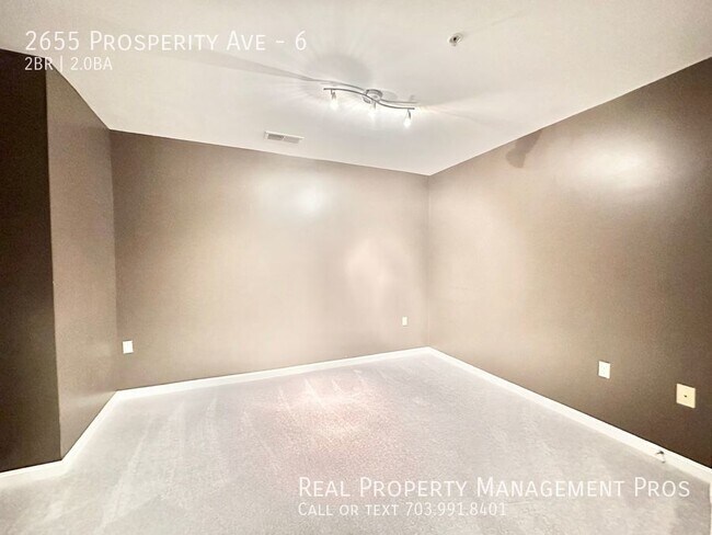 Building Photo - 2655 Prosperity Ave