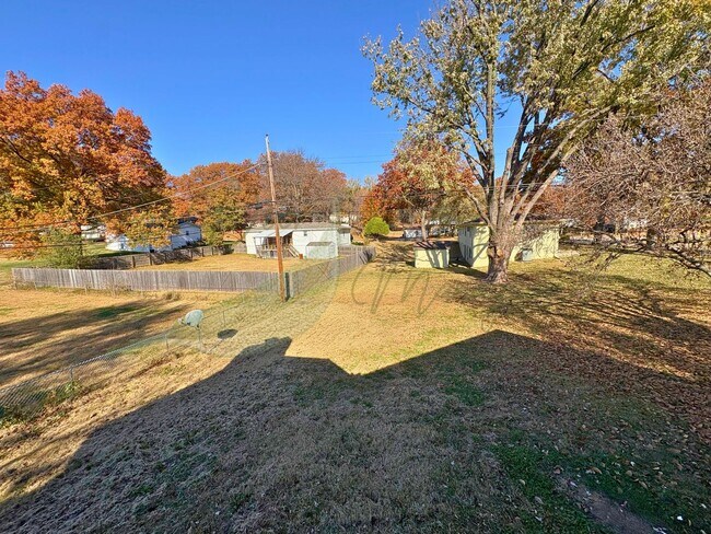 Building Photo - BEAUTIFUL HOME IN KANSAS CITY KANSAS