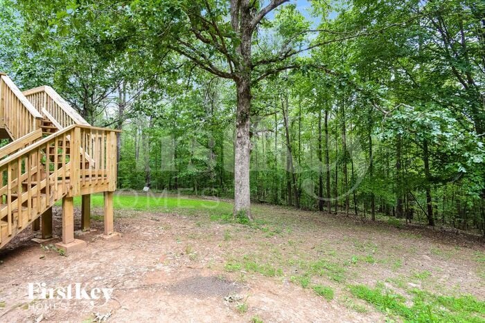 Building Photo - 155 Sweetwater Creek Cove