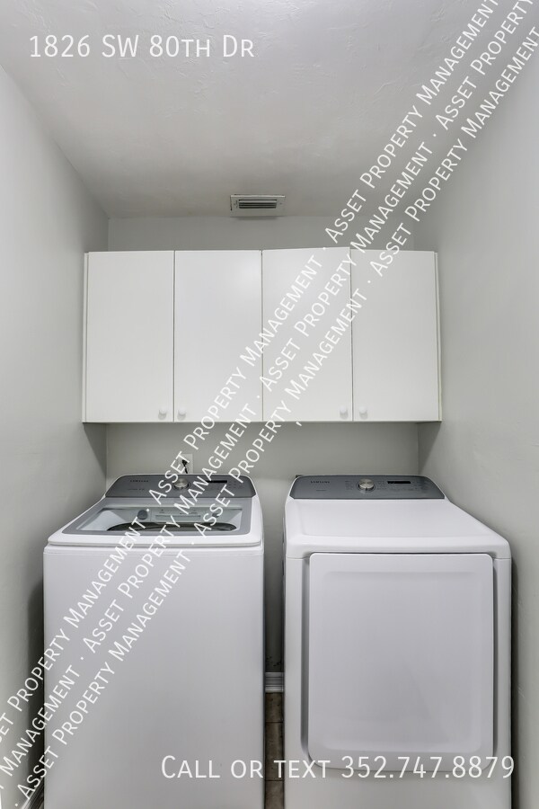 Building Photo - 1826 SW 80th Dr