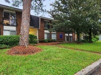 Building Photo - 1700 SW 16th Ct