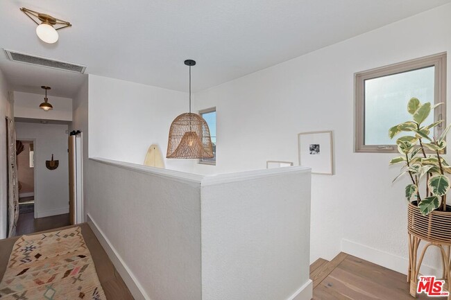 Building Photo - 810 Commonwealth Ave