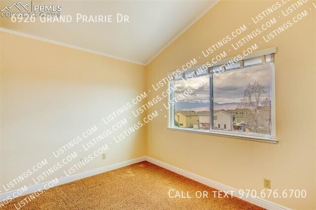 Building Photo - 6926 Grand Prairie Dr