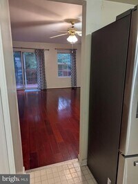 Building Photo - 24 Bristow Ct