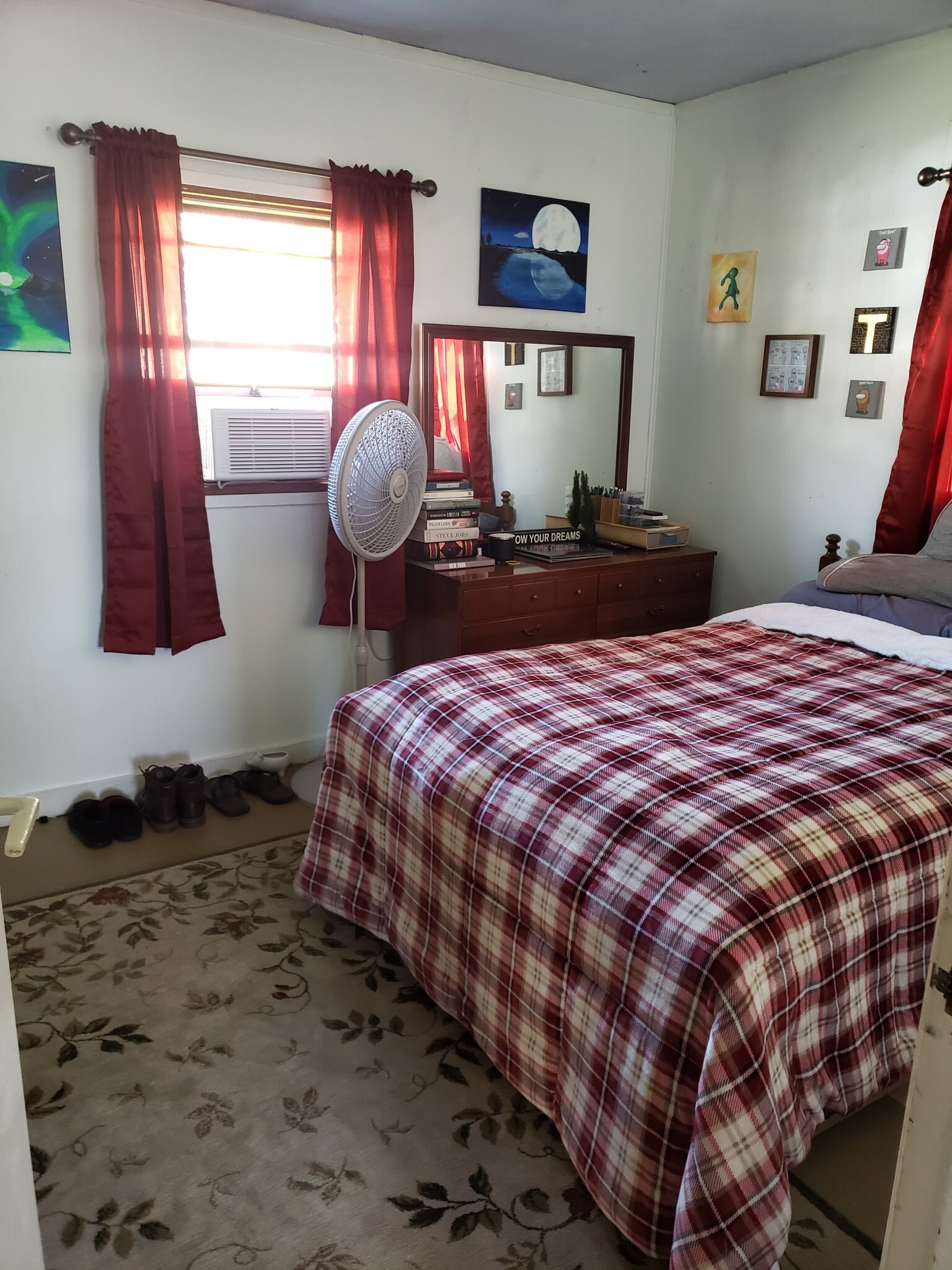 Building Photo - 1255 Old Bristol Rd