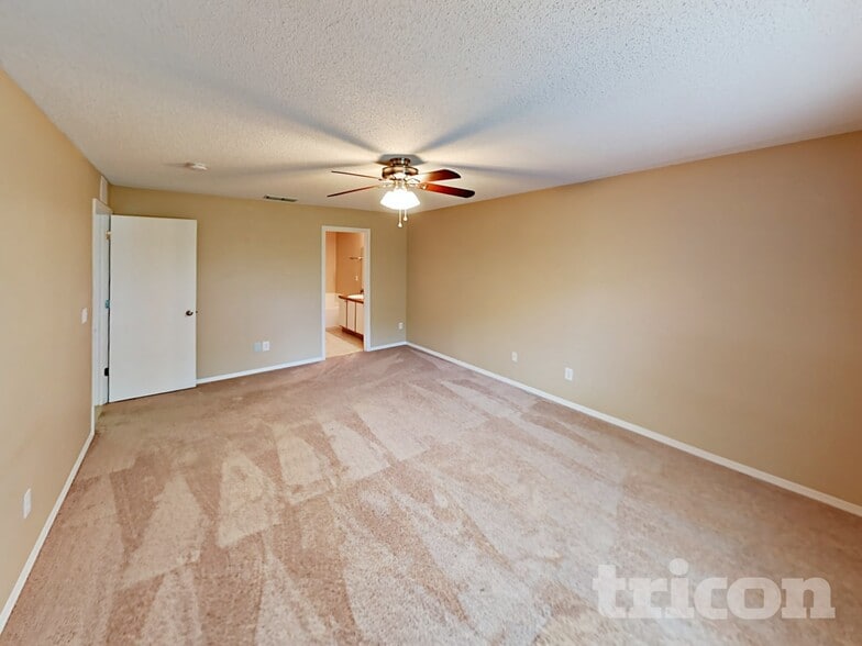 Building Photo - 1078 Woodson Hammock Cir