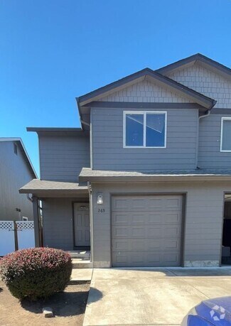 Building Photo - 261-263 Gwinn St Monmouth, OR 97351