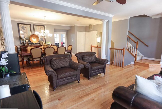 Living room - 41849 Inspiration Ter