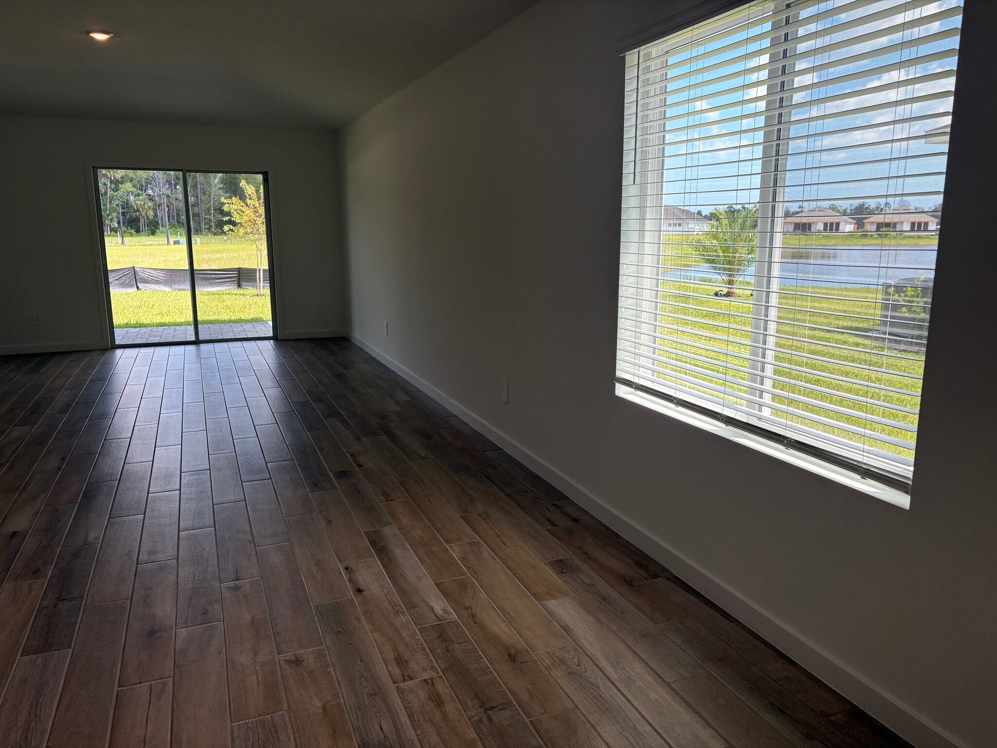 Building Photo - 74 Ararat Dr