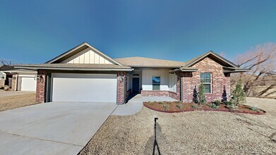 Building Photo - Spectacular 4 Bedroom 2 Bath Home in Piedmont Schools- Neighborhood Park