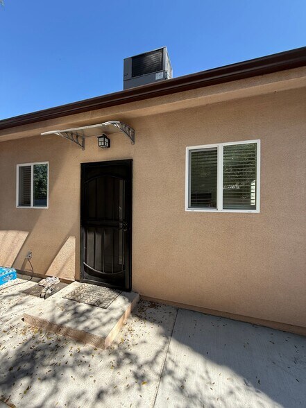 Building Photo - 15513 Andrae Ct
