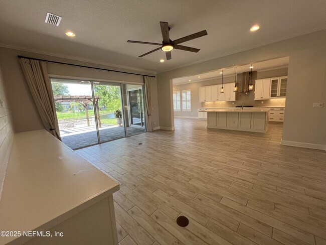 Building Photo - 202 Galleon Dr