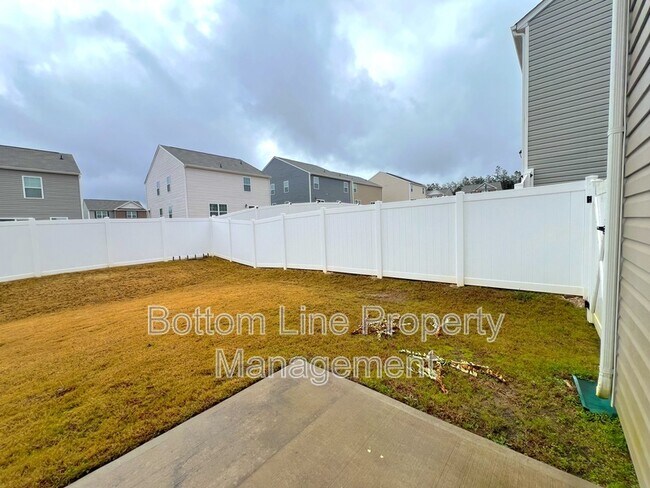 Building Photo - 1603 Blue Velvet Ln