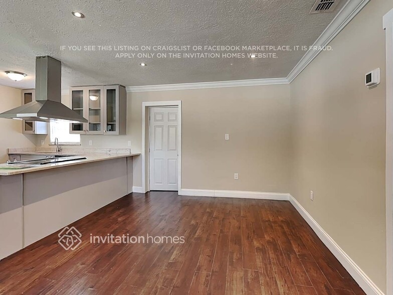 Building Photo - 849 Sunniland Dr