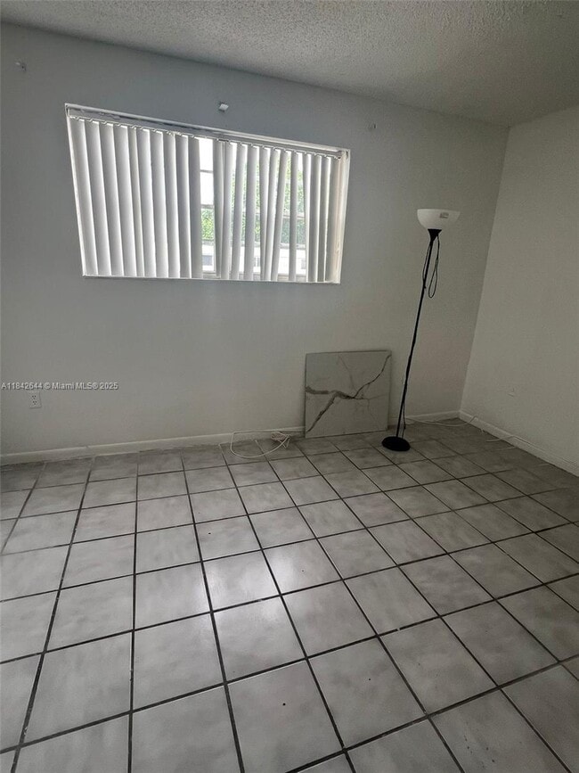 Building Photo - 15022 SW 80th Terrace