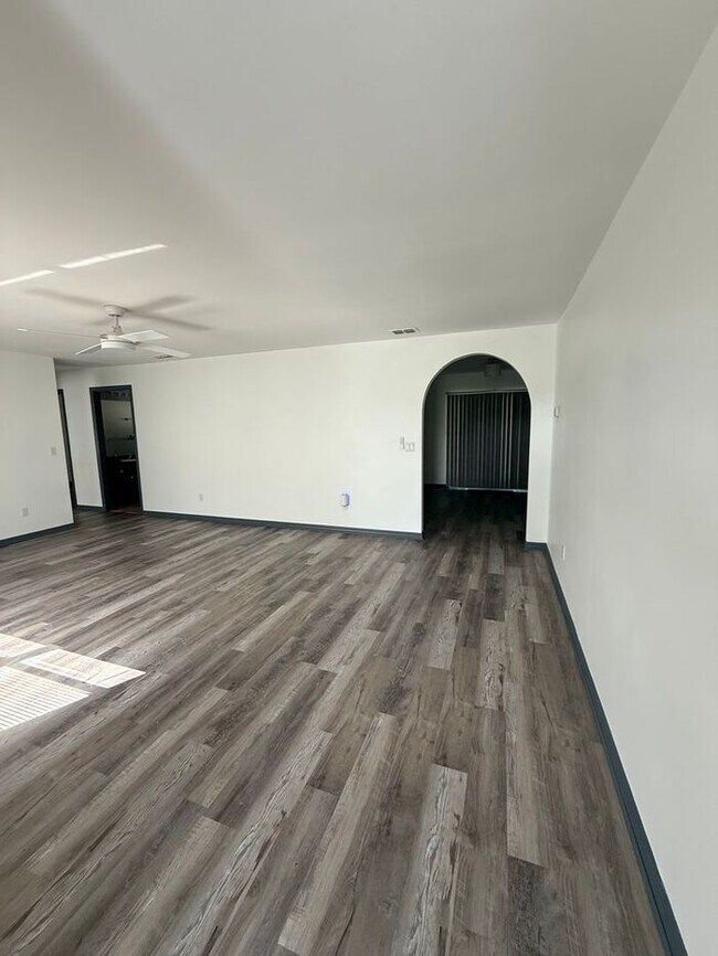 Building Photo - 14040 SW 33 CT RD