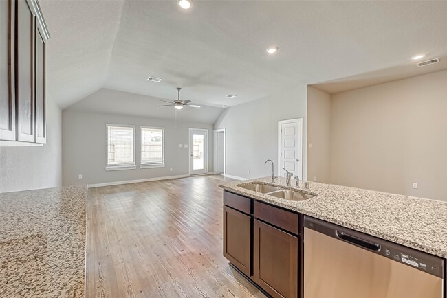 Building Photo - 2611 Westward Hl Dr