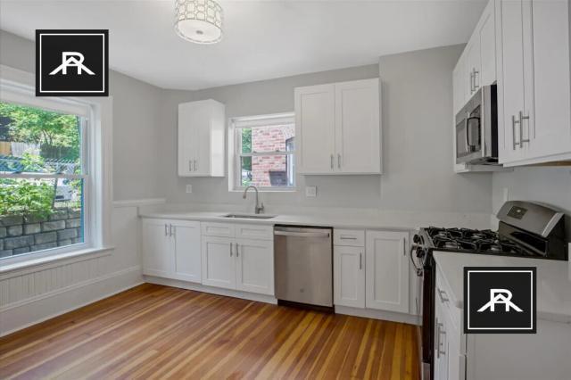 Building Photo - 3 bedroom in Brookline MA 02445