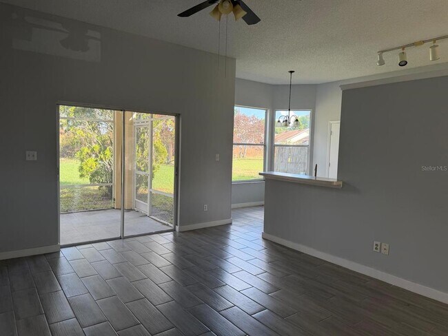 Building Photo - 11527 Wingham Ct