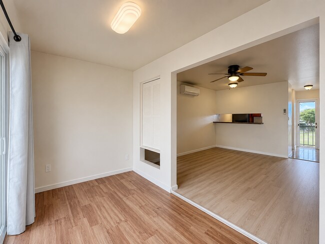 Building Photo - 32 Kopi Ln