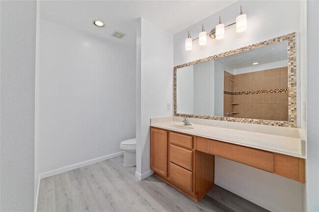 Building Photo - 18703 Clover Nut Ct
