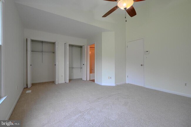 Building Photo - 3409 Howell Ct