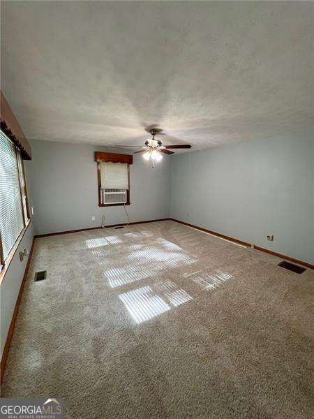 Building Photo - 3743 Jiles Rd