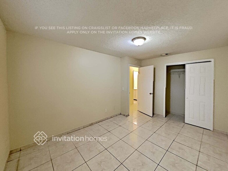 Building Photo - 1357 Boulder Dr