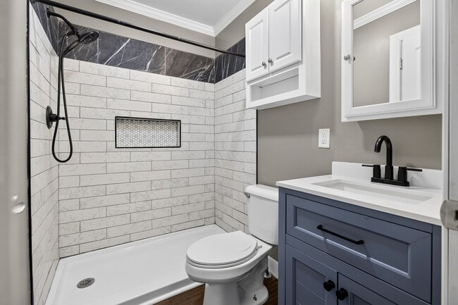 Building Photo - Pet Friendly House