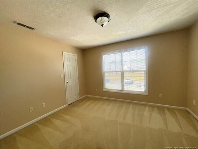 Building Photo - 509 Meadowland Ct