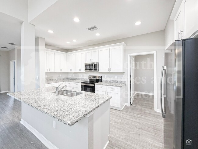 Building Photo - 3389 Cup Dr