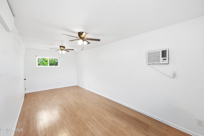 Building Photo - 5076 Escobedo Dr