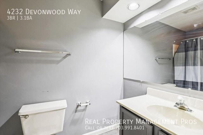 Building Photo - 4232 Devonwood Way