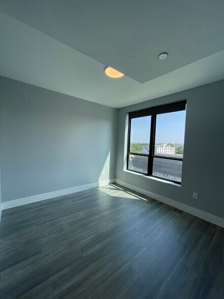 Building Photo - 367 Western Ave