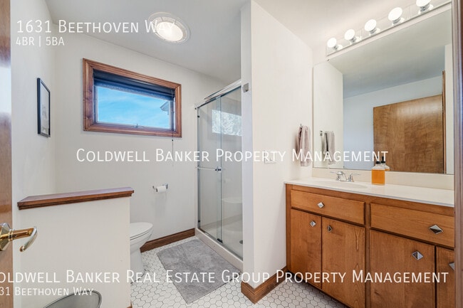 Building Photo - 1631 Beethoven Way