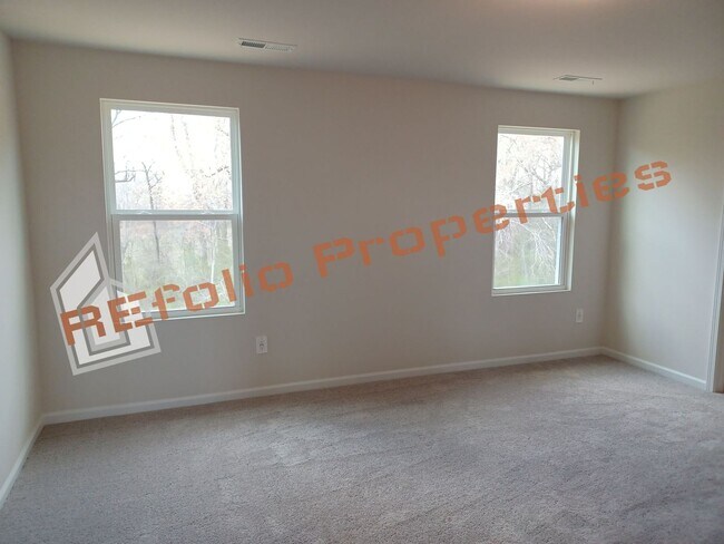 Building Photo - Stunning 3-Bedroom Home with Loft & 2-Car Garage in Desirable Bowman Village – Available June 7th!