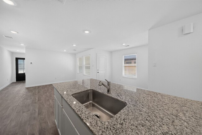 Building Photo - 11943 Detar Ct
