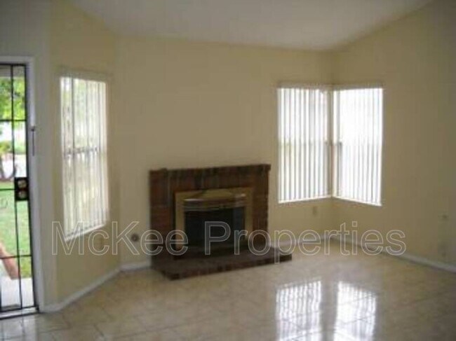 Building Photo - 5895 Alta Vista Ave