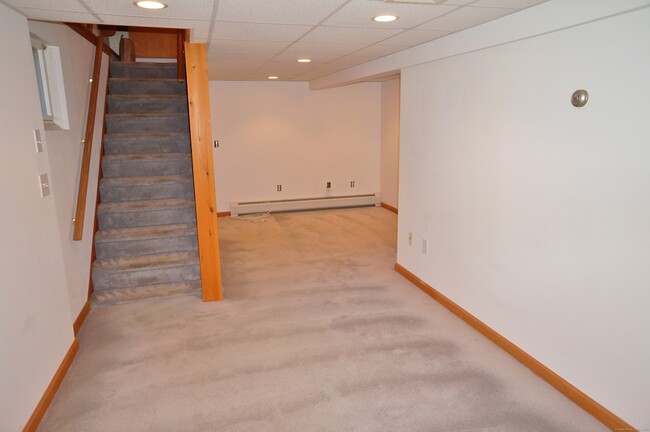 Building Photo - 4 Bonnette Dr