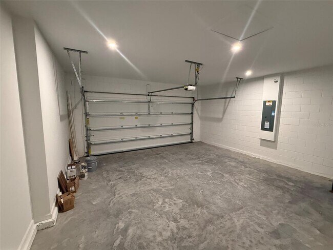 Building Photo - 13256 Pergola Ave