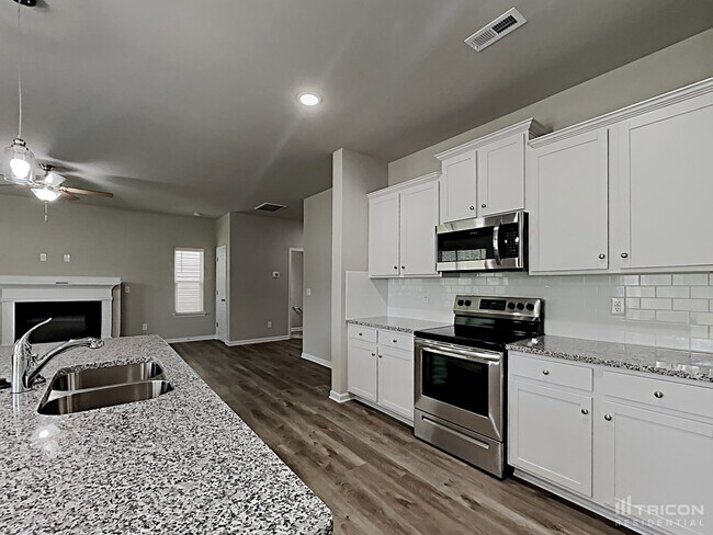 Building Photo - 209 Spring Knoll Dr