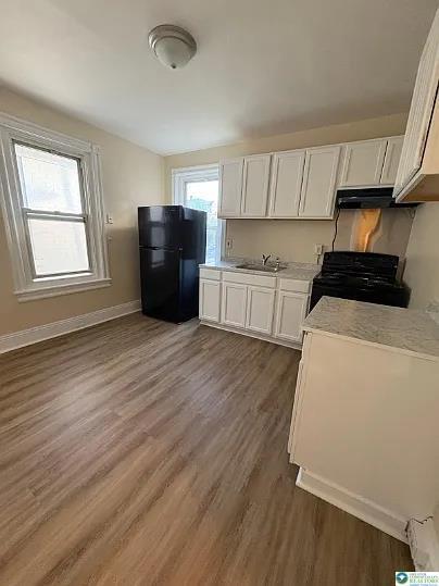 Building Photo - 520 Fiot Ave