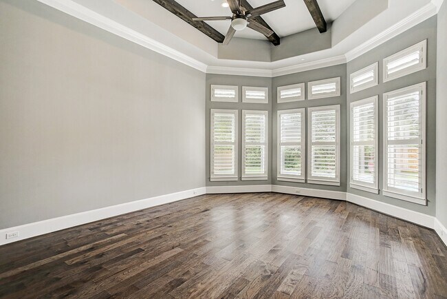 Building Photo - 325 Bunker Hill Rd