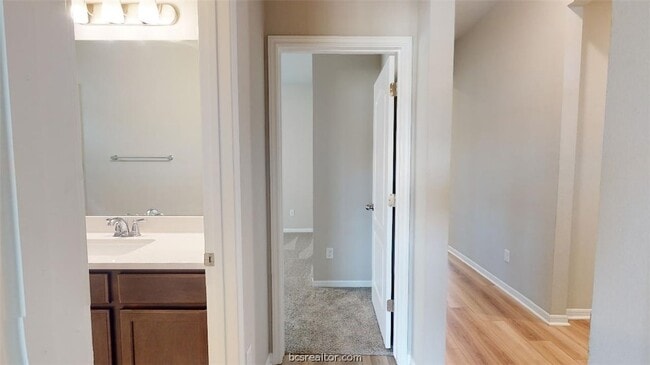 Building Photo - 6335 Spartan Dr