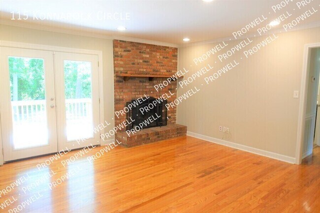 Building Photo - 115 Konnarock Cir