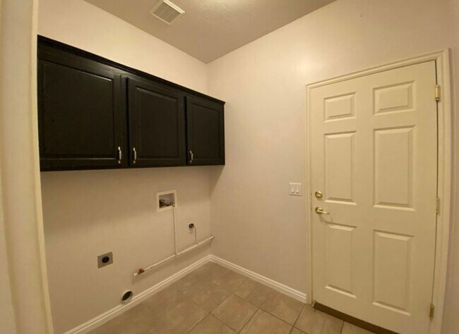 Building Photo - 2428 N Expedition Ln