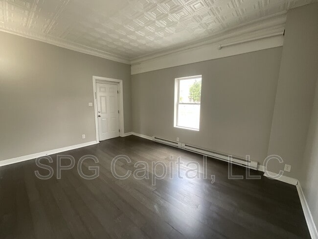 Building Photo - 7402 Lincoln Way W