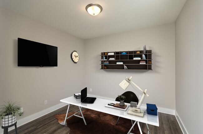 Building Photo - One level home with GARAGE and FENCED BACKYARD!